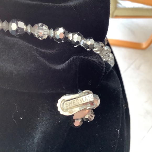 Sherman crystal necklace and clip on earrings set. - Picture 3 of 6